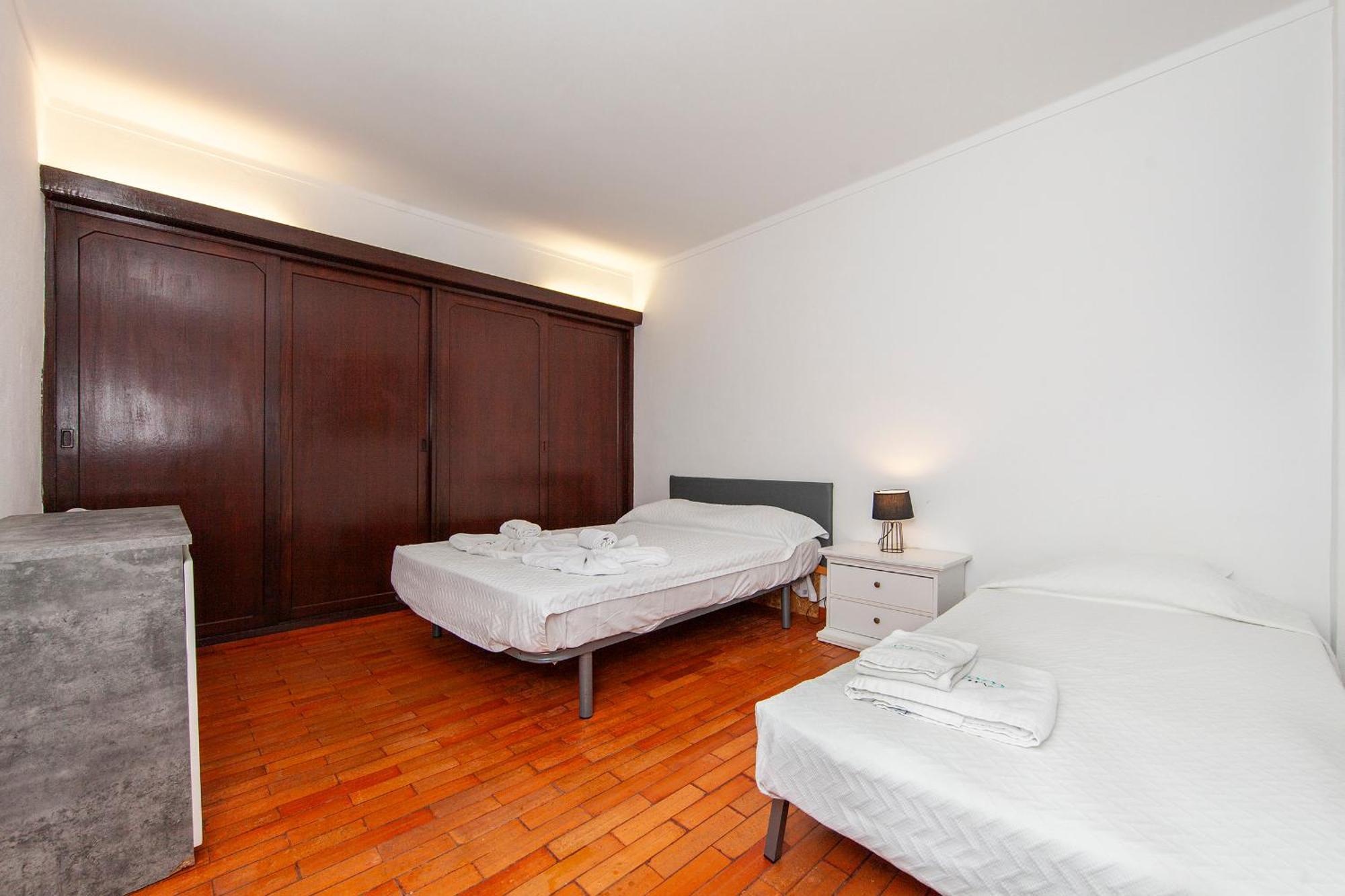 Apartment V - Seacliff *