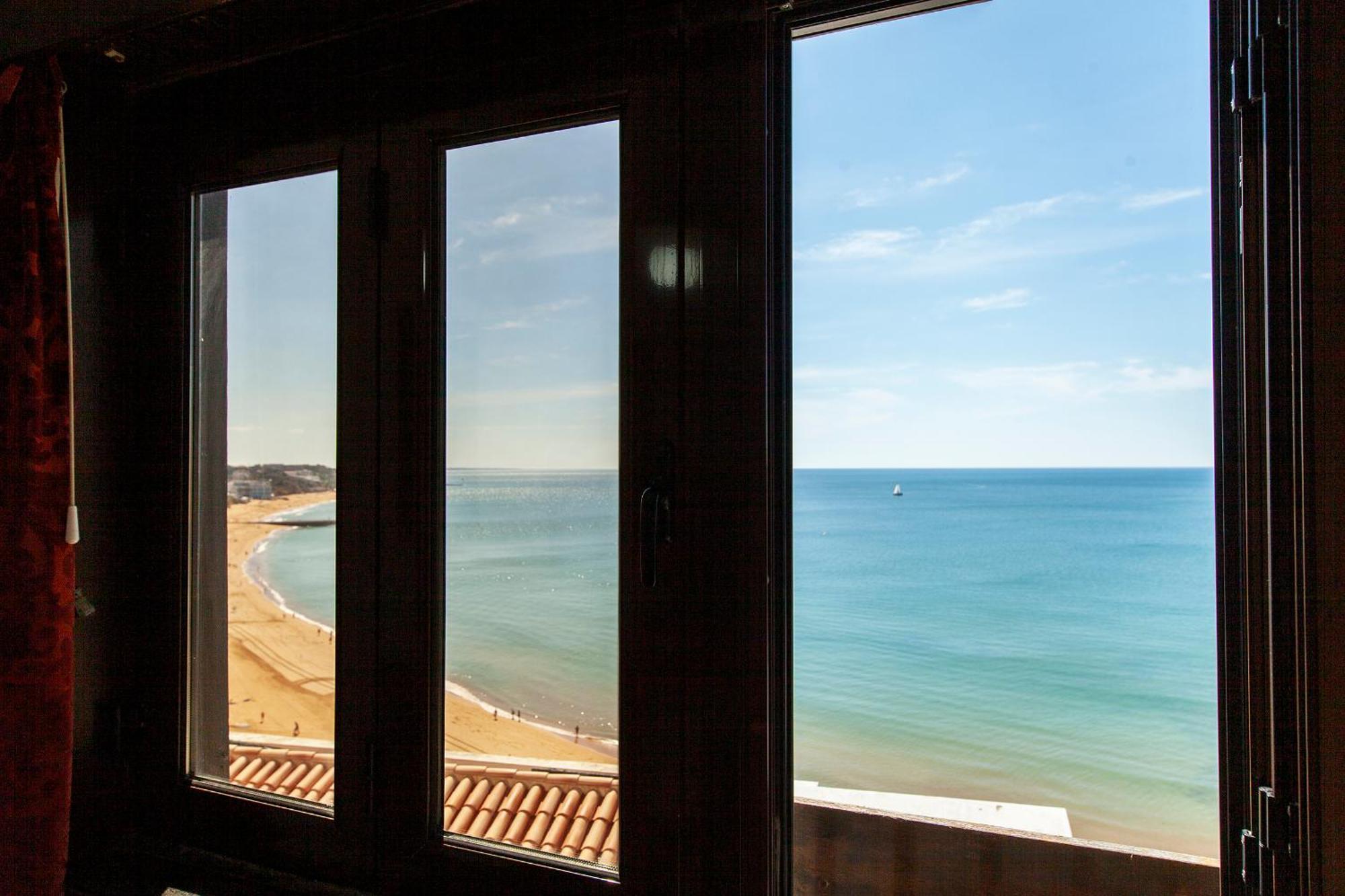 V - Seacliff *